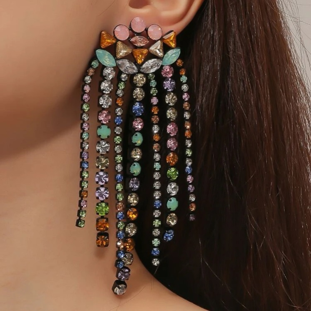 New Inventory 🔥Rhinestone Tassel Drop Earrings🔥